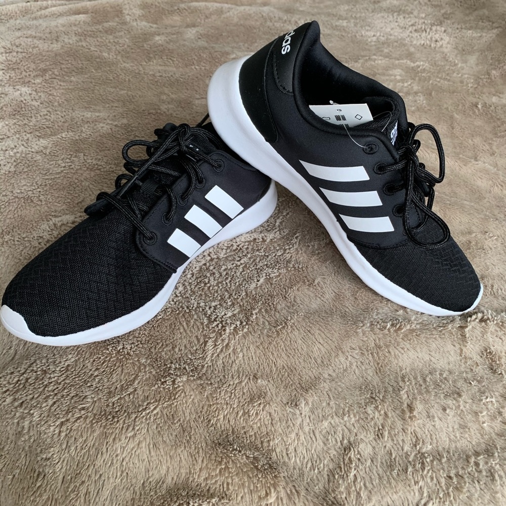 QT Racer Adidas Shoes 👟